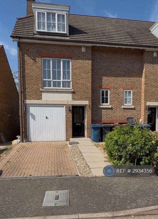 3 bedroom house in Goodhall Close, Stanmore, HA7 (3 bed) (#2934356)
