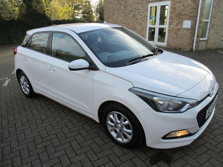 2017 Hyundai i20 1.2 SE Euro 6 5dr HATCHBACK Petrol Manual