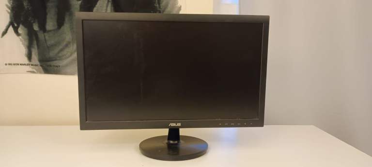 Asus 21.5" full HD Led monitor (vs228de) - reliable home/office screen
