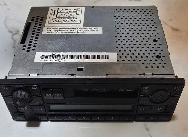 VOLKSWAGEN GOLF MK4 OEM Gamma Cassette Car Radio Player Stereo Head Unit 6NO 035 188
