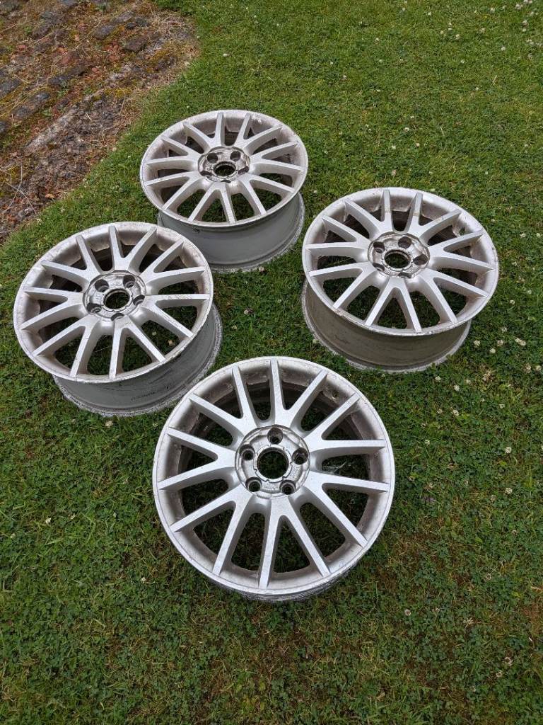 Set of 4 x 17" Alloy Wheels 5x112 ET45 — Fits VW Audi Skoda Seat — Silver