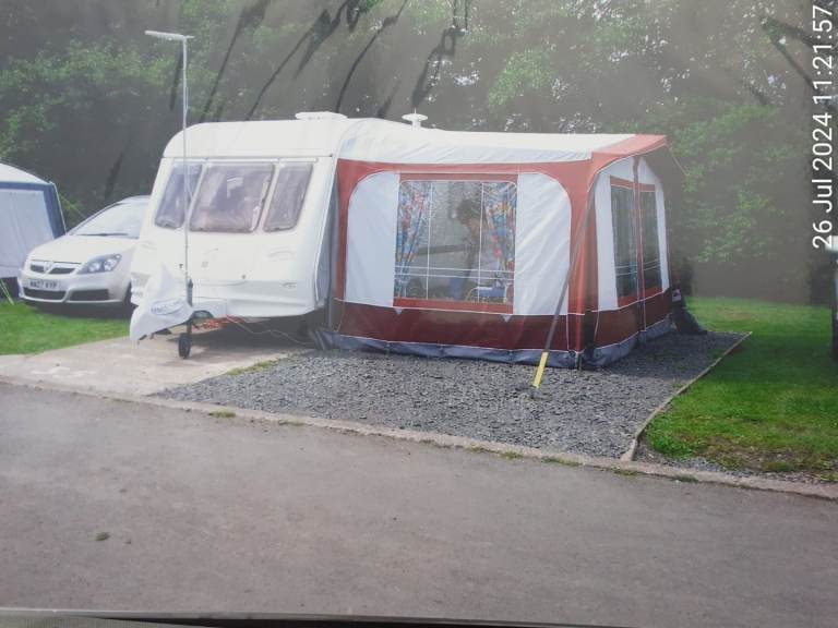 4 berth caravan (corona compass 2001)