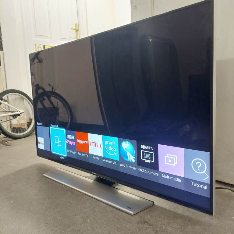 50" Samsung 4K UHD HDR Smart WiFi TV – Good Working Order
