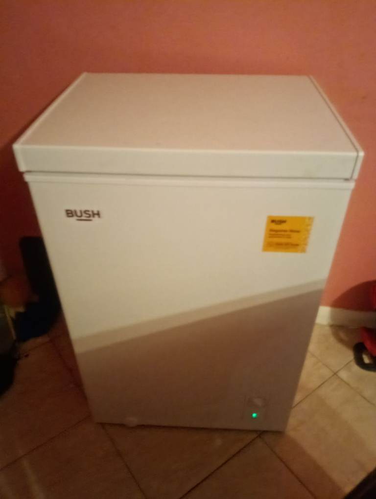 Bush Chest Freezer – White, Good Condition
