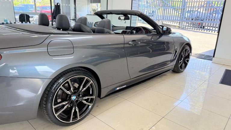 2015 BMW 4 Series 2.0 420d M Sport Auto Euro 6 (s/s) 2dr Convertible Diesel Automatic