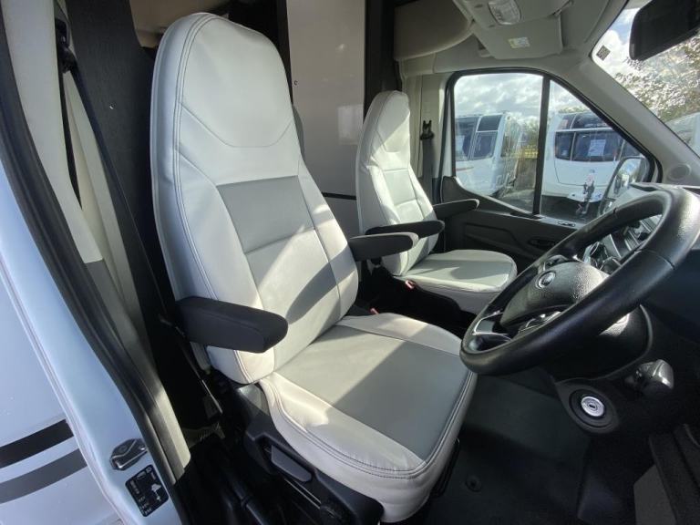 2021 (71) ROLLER TEAM ZEFIRO 690 FAMILY MOTORHOME