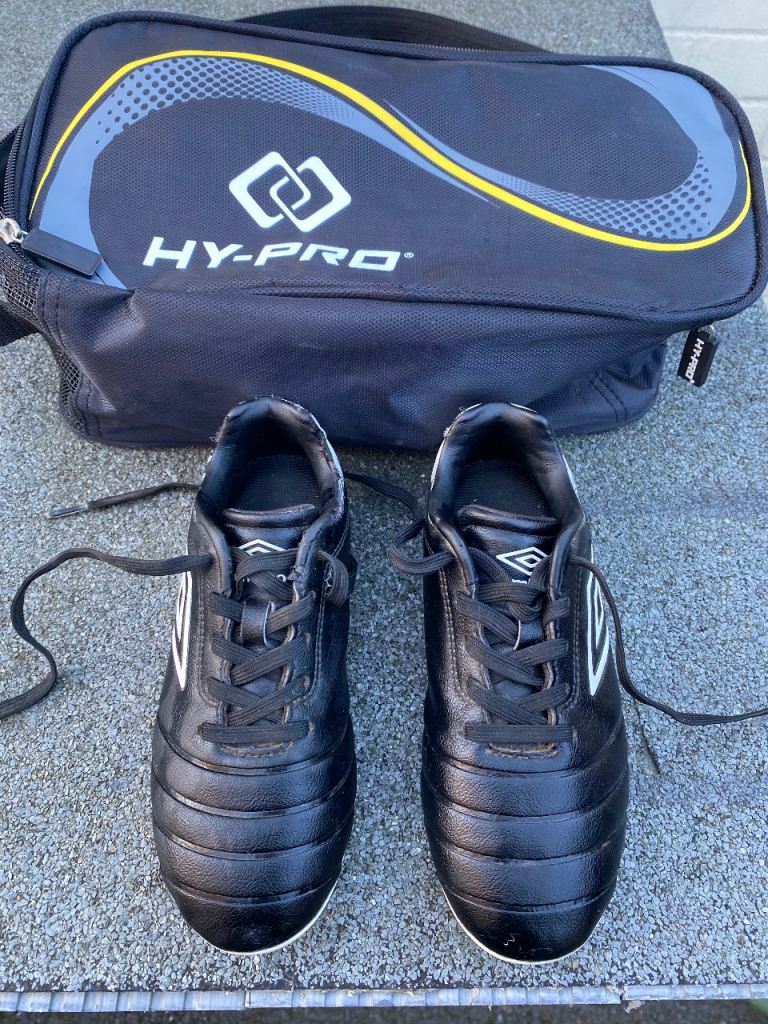 Kids Umbro football boots