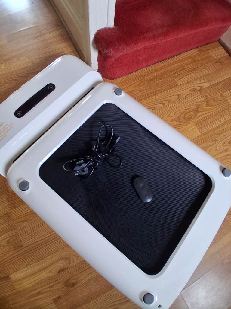 Foldable Walking Pad Treadmill – White, Good Condition