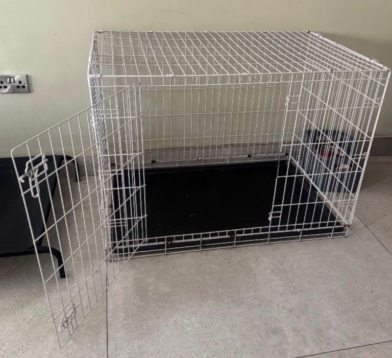 Large folding dog crate 
