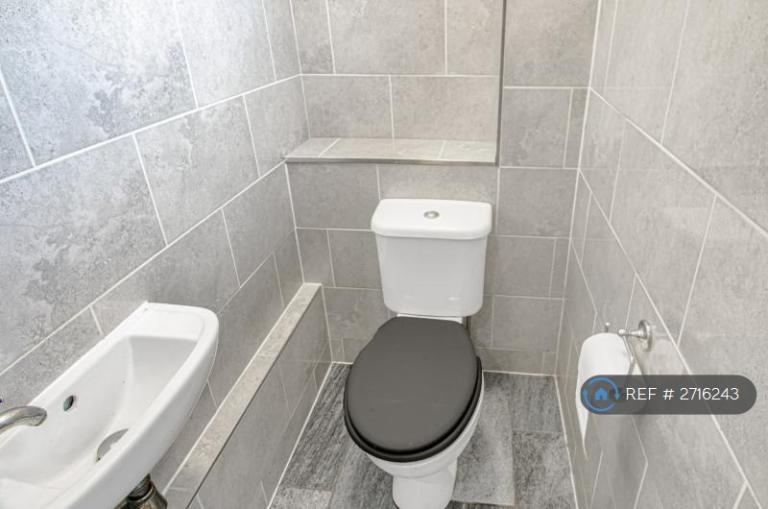 3 bedroom house in Green Oak Avenue, Sheffield, S17 (3 bed) (#2716243)