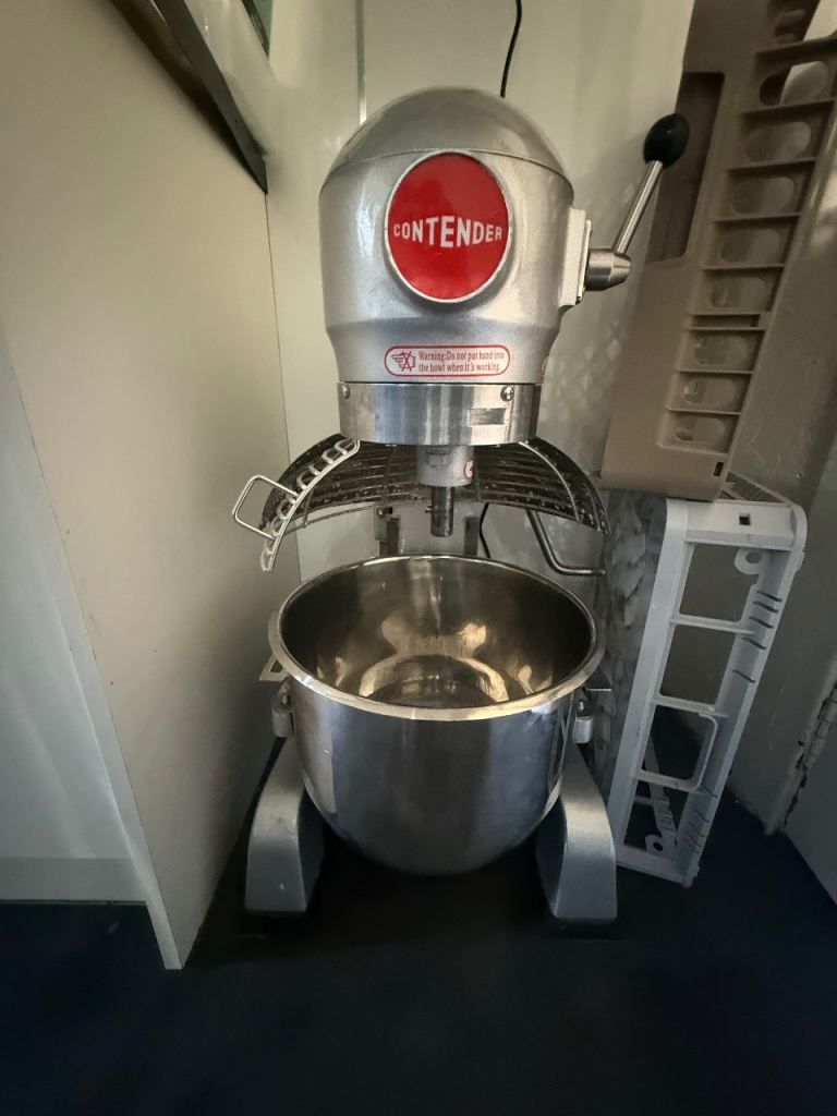 Contender Commercial Food Mixer – Good Condition