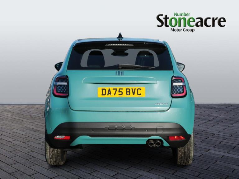 2025 Fiat 600 1.2 Hybrid 48V 136 5dr eDCT-6 HATCHBACK PETROL Automatic