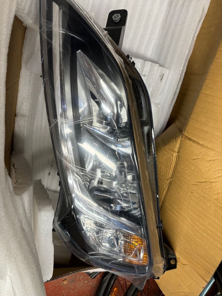 Peugeot boxer headlight (new)