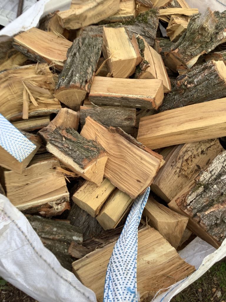 Firewood softwood  Barrow Bag £ 15.00 er Bag