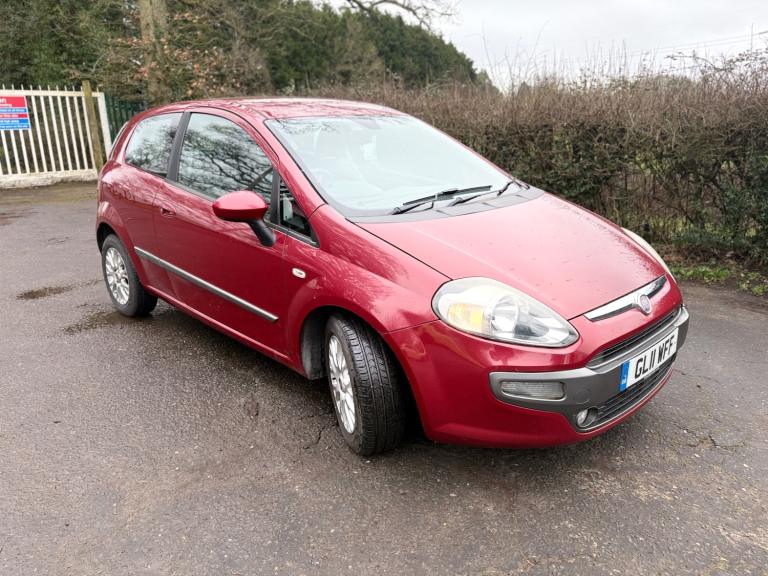 2011 Fiat Punto Evo 1.4 Dynamic 3dr Dualogic HATCHBACK Petrol Automatic