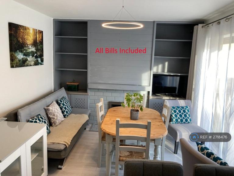 4 bedroom house in Charborough Road, Bristol, BS34 (4 bed) (#2718476)