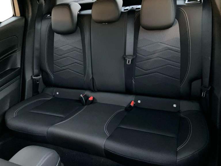 2025 Jeep Avenger 1.2 e-Hybrid Summit 5dr DCT Hatchback PETROL Automatic