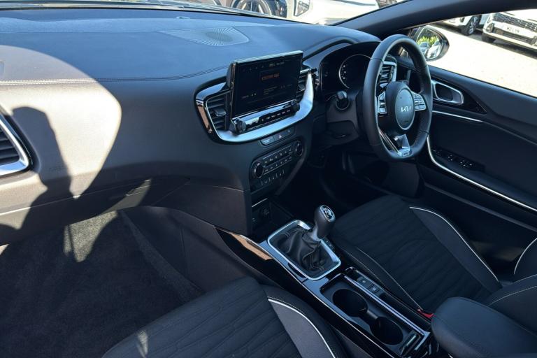  Kia Xceed 1.5 T Gdi Gt Line Suv 5dr Petrol Manual Euro 6 s/s 138 Bhp Petrol
