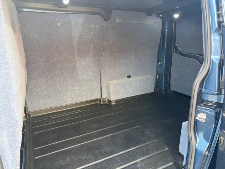2019 Ford Transit Custom 2.0 TDCi 170ps Low Roof Sport Van Auto PANEL VAN DIESEL Automatic