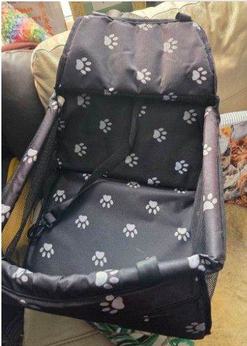 Small dog - car dog seat - used once