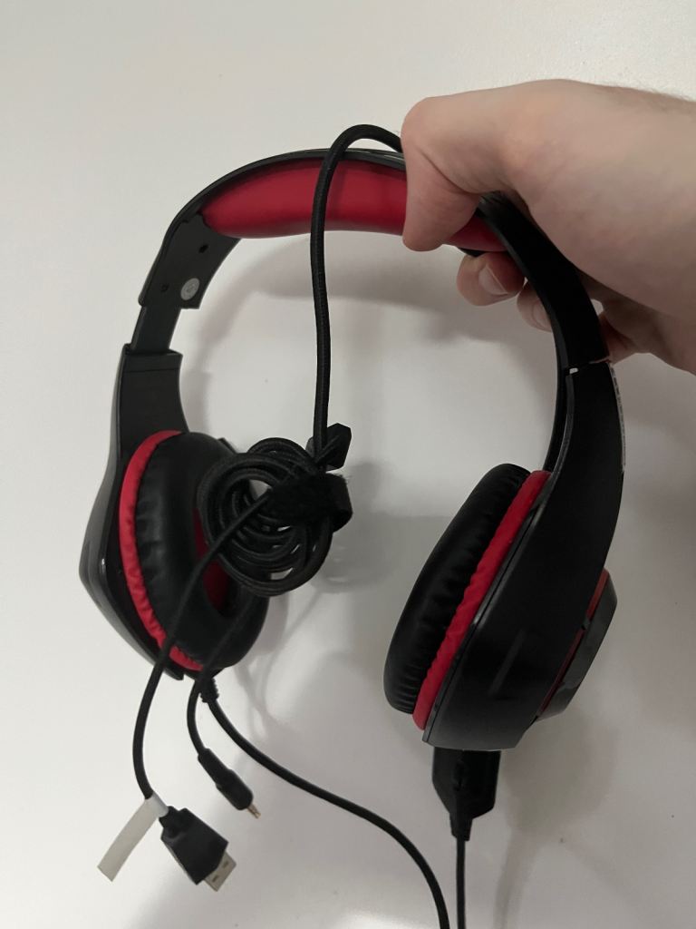 PC gaming headset