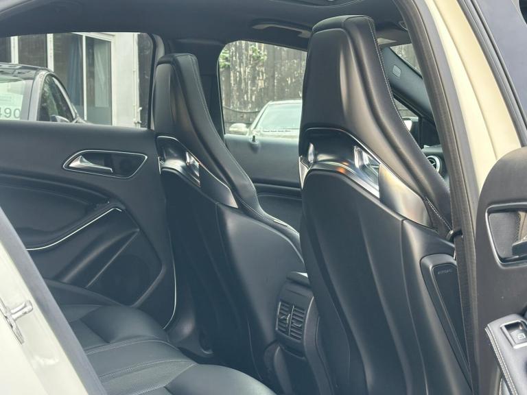 2016 Mercedes-Benz A-Class 2.0 A45 AMG (Premium) SpdS DCT 4MATIC Euro 6 (s/s) 5dr HATCHBACK Petro...