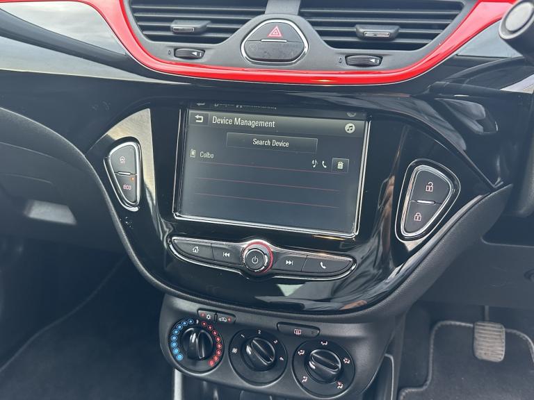 VAUXHALL CORSA 1.4 i Turbo White Edition 2017