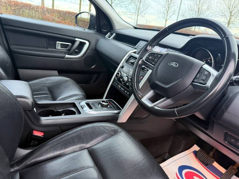 2017 Land Rover Discovery Sport 2.0 TD4 HSE SUV 5dr Diesel Auto 4WD Euro 6 (s/s) (180 ps) ESTATE ...