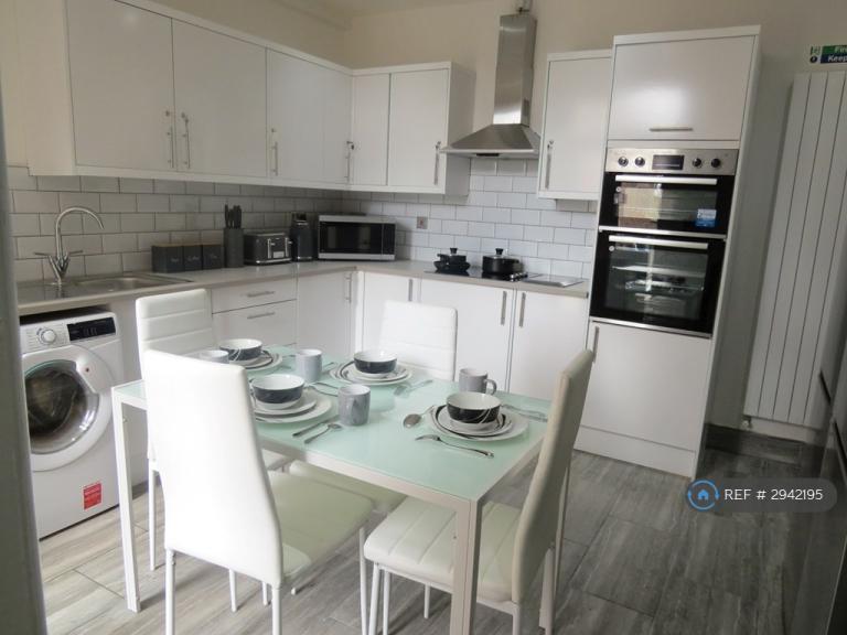 1 bedroom in Kettering, Kettering, NN16 (#2942195)