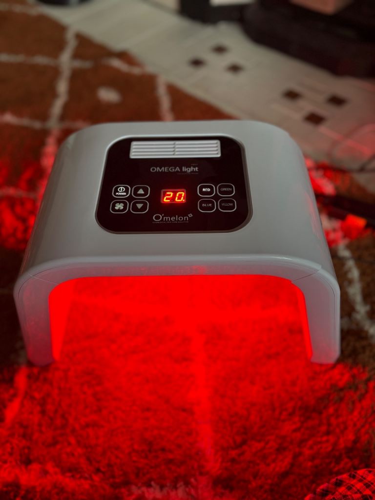 Salon Red Light Therapy Device - O'melon OMEGA Light LED Mask – As Good ...