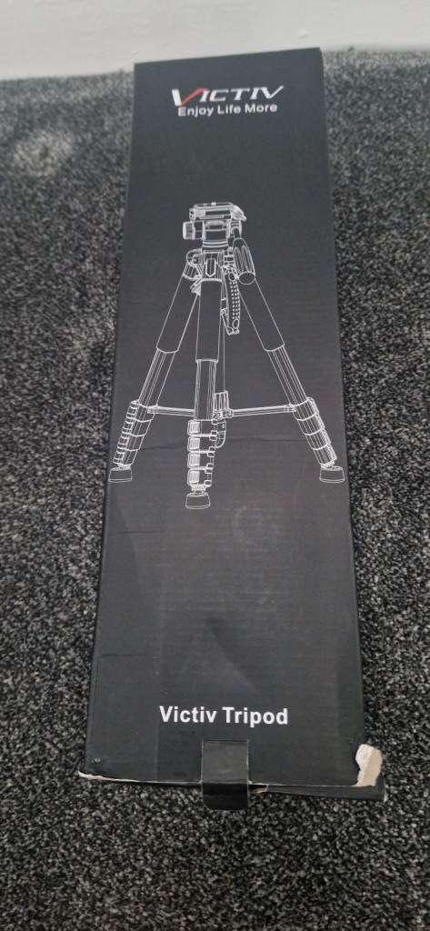 Victiv Tripod for sale