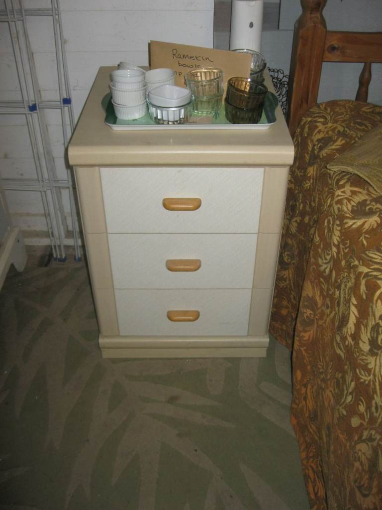 PAIR MATCHING MODERN LARGE 3 DRAWER BEIGE BEDSIDE CABINETS. IN GOOD ORDER. VIEWING / COLLECTION