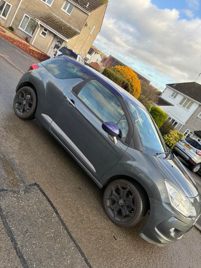 Citroen, DS3, Hatchback, 2013, Manual, 1560 (cc), 3 doors