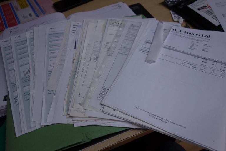 Jaguar XK8 4.0 Coupe 2dr Petrol Automatic (281 g/km, 290 bhp) PETROL 1998/R