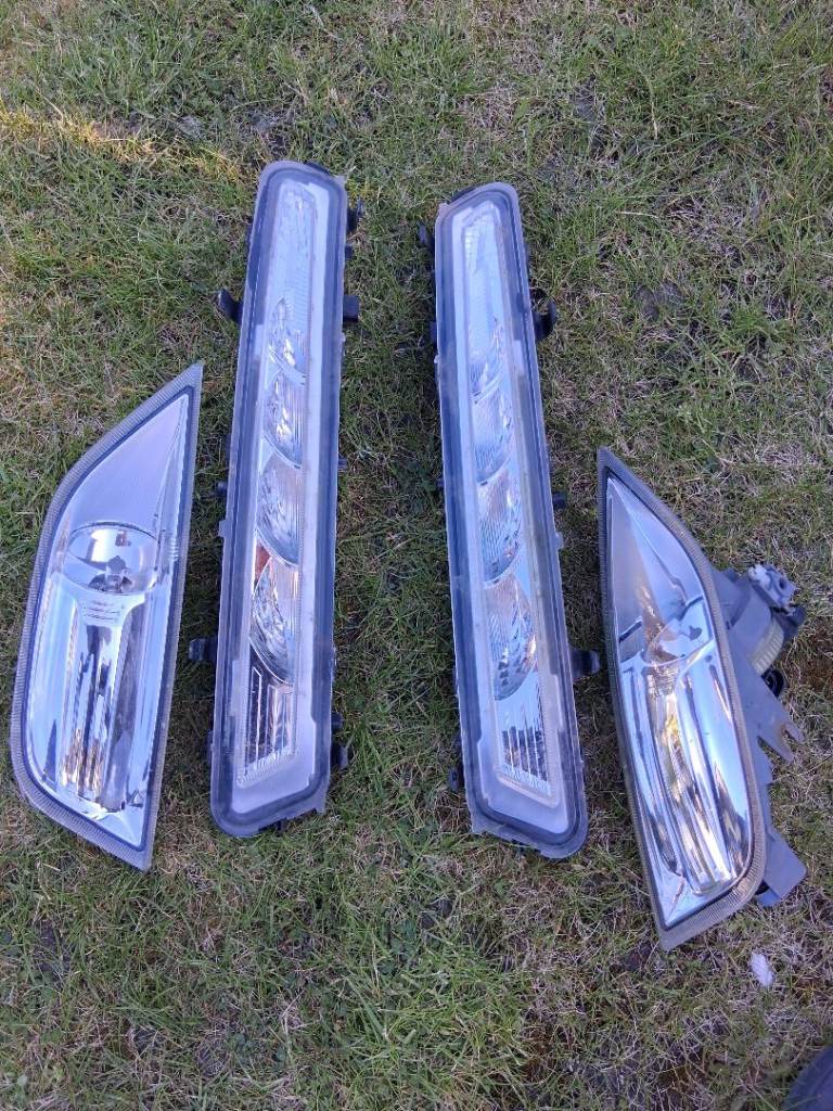 Ford mondeo daytime runing lights plus fog lights 