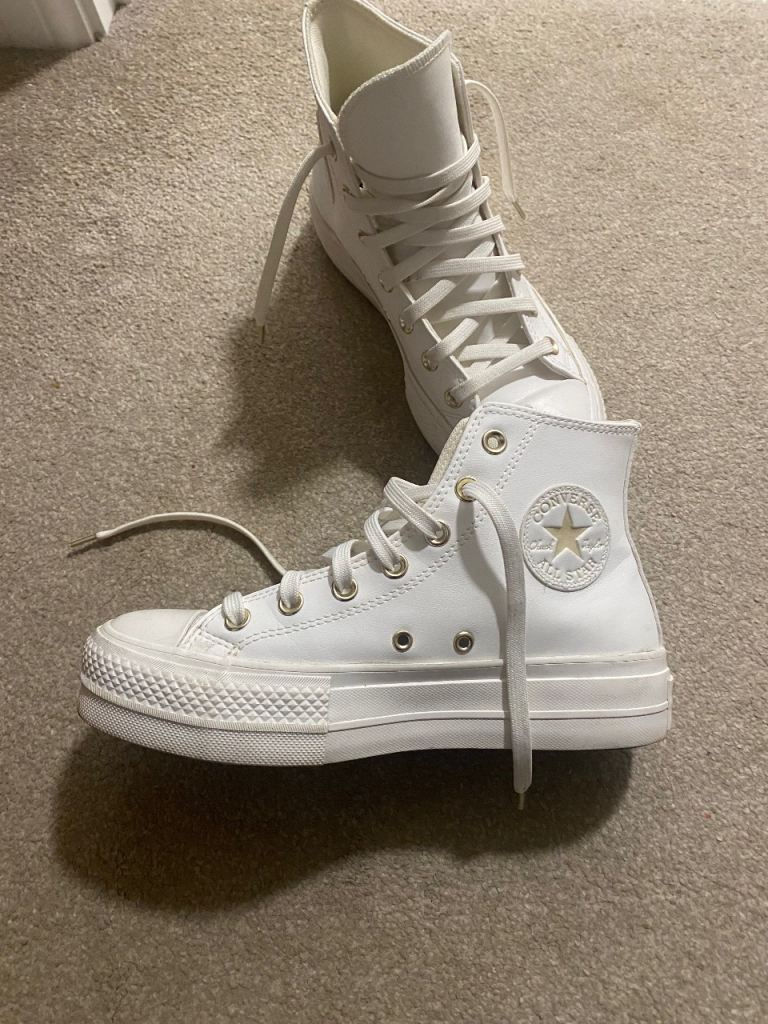 Converse Chuck Taylor All Star High Tops – White Leather, As Good As New