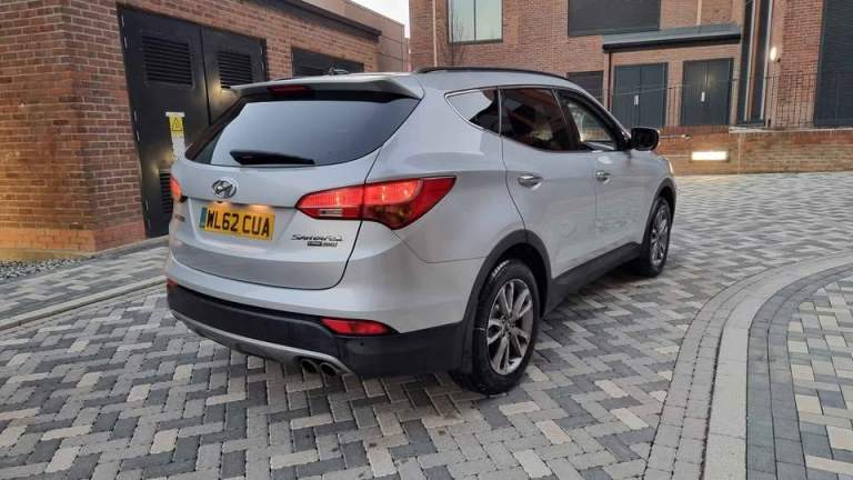  Hyundai Santa Fe Premium – 2.2 Diesel | Manual | Full Leather | 7-Seater | Fully Loaded | 