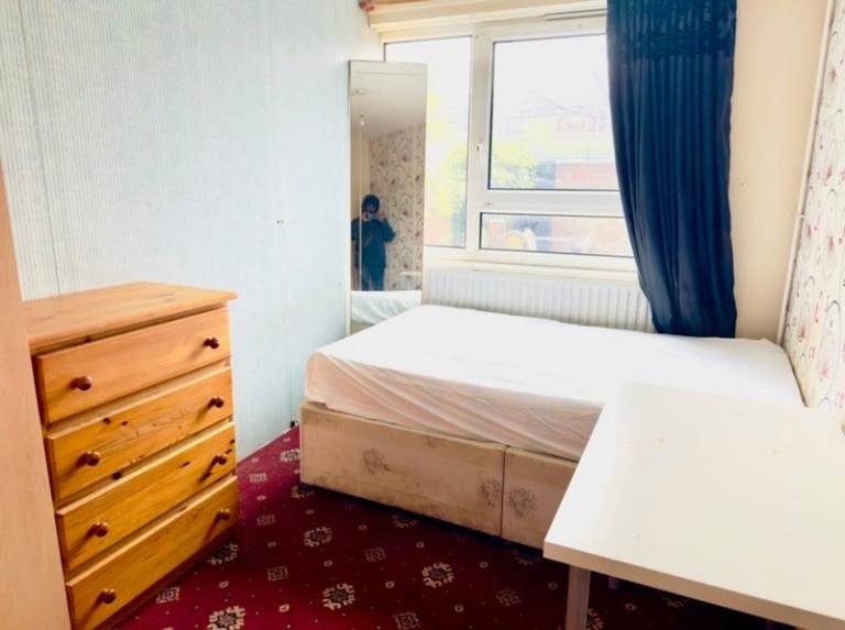 🪄🌸Cosy room in Shdwell, E1 | All bills included! 