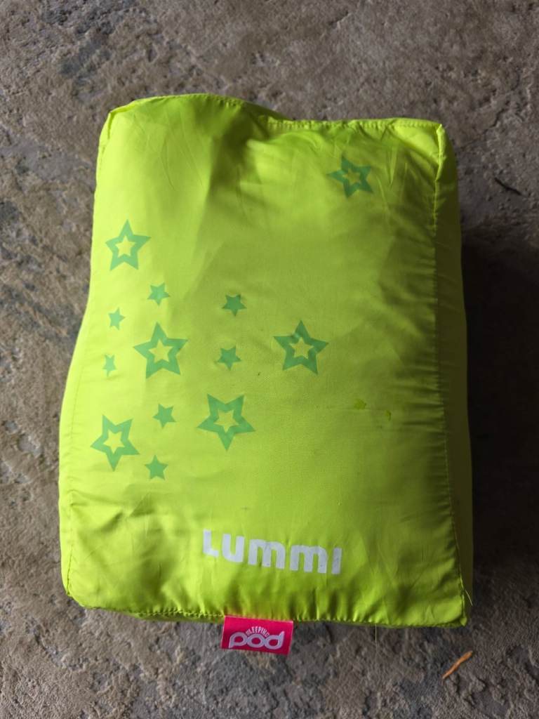 Childs glow in dark sleeping pod.