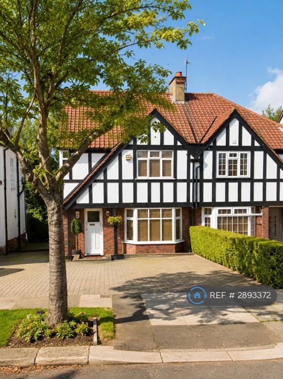 4 bedroom house in Farm Road, Edgware, HA8 (4 bed) (#2893372)