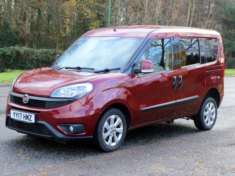 2017 Fiat Doblo 1.6 MultiJet Lounge MPV 5dr Diesel Manual Euro 6 (95 ps)