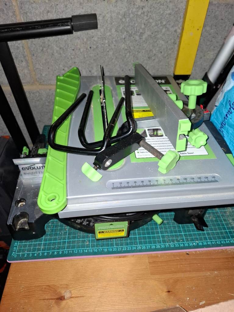 Evolution Power Tools 067-0001 FURY6 210 mm TCT Multipurpose Table/Mitre Saw,Silver/Green