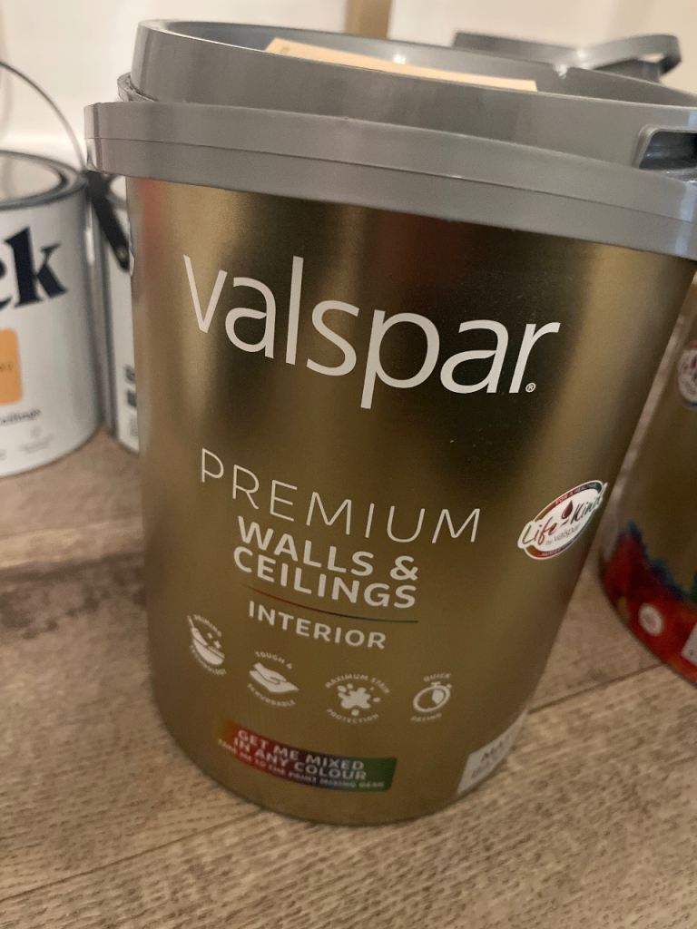 Valspar premium paint 2 x 5l