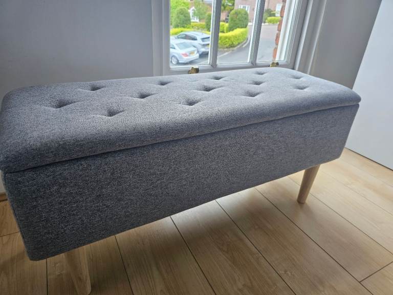 Badsted storage bench JYSK