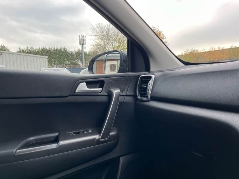  Kia Sportage 1.6 Gdi 1 Suv 5dr Petrol Manual Euro 6 130 Bhp Petrol