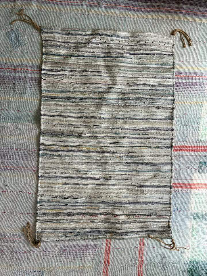 Small rug / floor mat