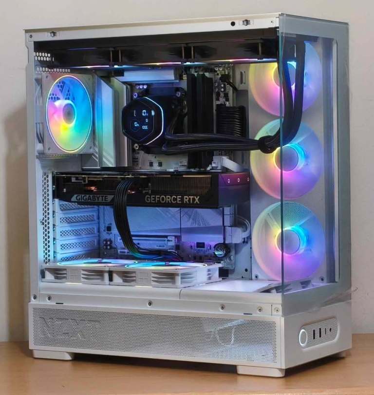 · 🔥 HIGH-END GAMING PC – RYZEN 7 9850X3D | RTX 5070 | 32GB TUNED DDR5 ...