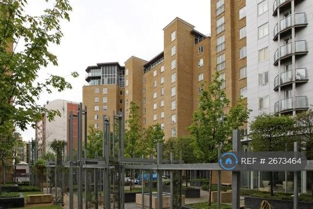 image for 2 bedroom flat in Hutchings Street, London, E14 (2 bed) (#2673464)