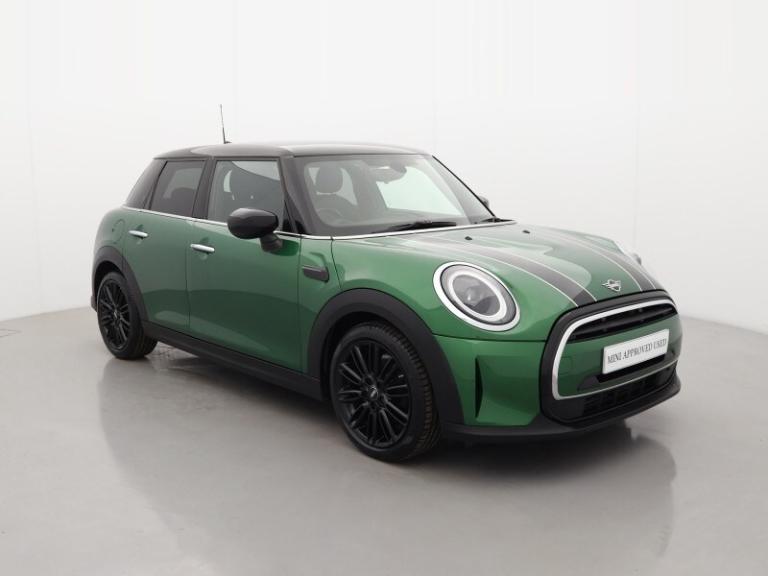 MINI HATCHBACK 1.5 Cooper Exclusive 5dr Auto