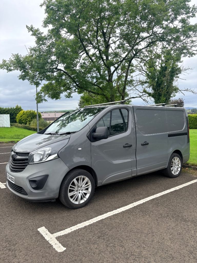 Vauxhall, VIVARO, Panel Van, 2015, Manual, 1598 (cc)